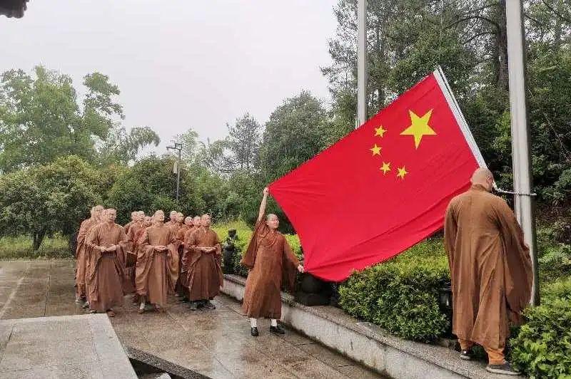 博物馆小偷